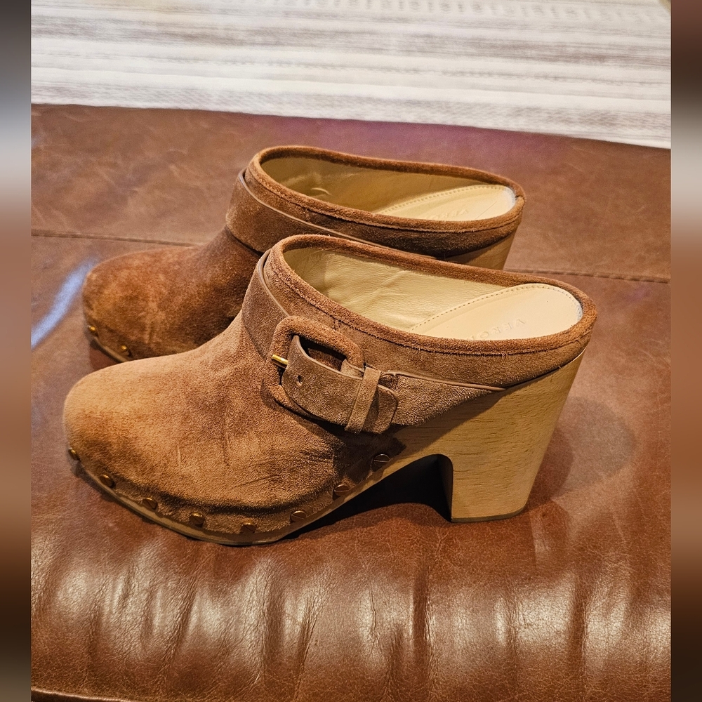 Veronica Beard Brown Clogs